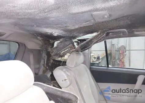 2010 Toyota Highlander Base V6 из США, поврежденный, VIN 5TDBK3EH4AS035335